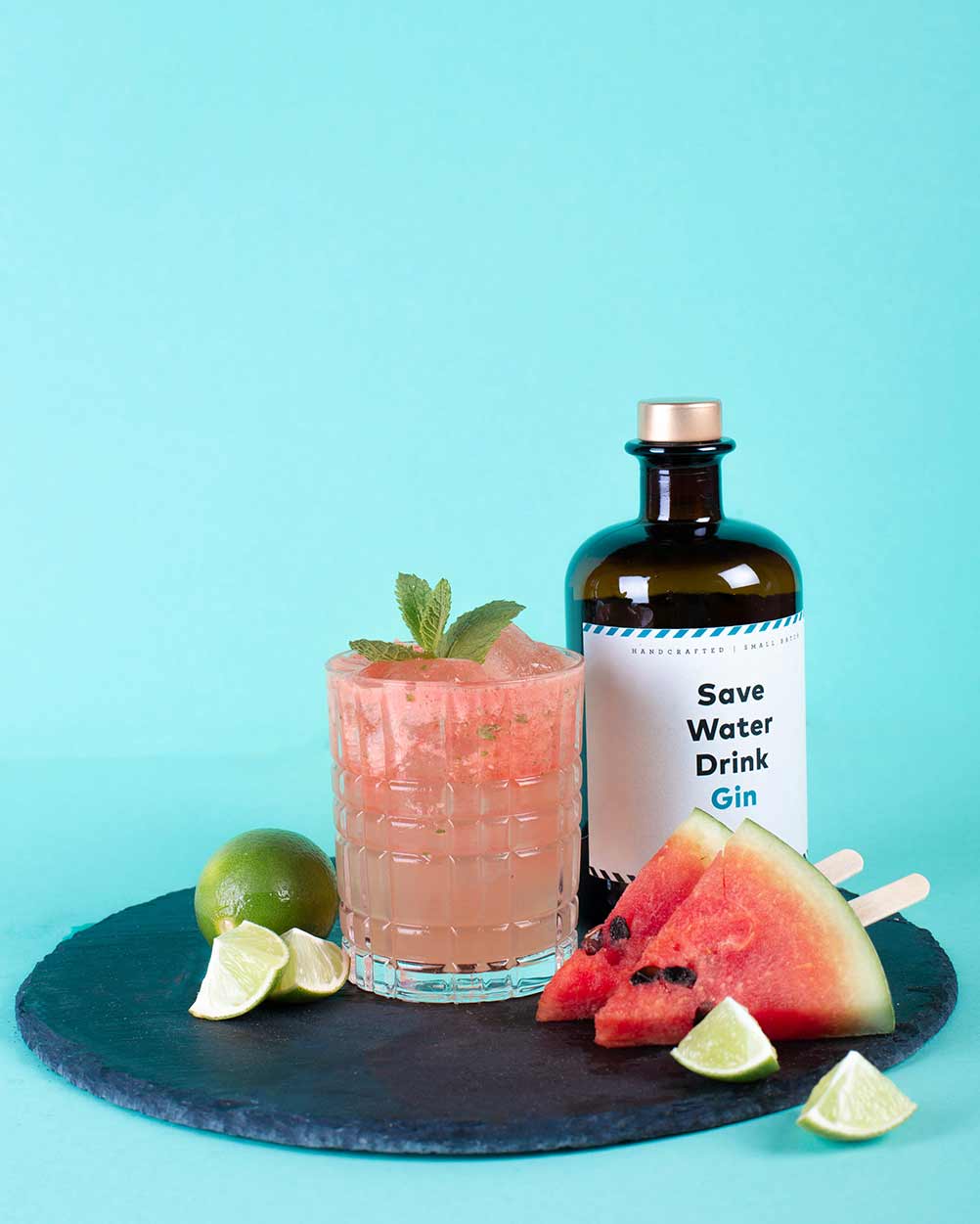Watermelon Splash Rezept der perfekte Sommerdrink mit Flaschenpost Gin