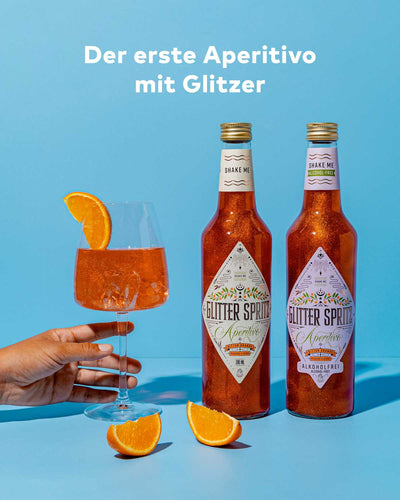 Der erste Aperitivo mit Glitzer-Effekt - auch in alkoholfreier Variante. Ideal, für deinen nächsten Spritz.  Für einen Genuss ohne Verzicht. 
